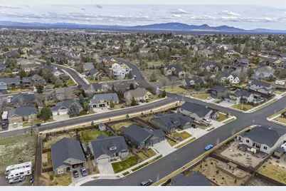 2428 SW 43rd Place, Redmond, OR 97756 - Photo 40