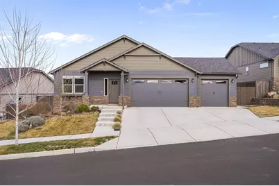 2428 SW 43rd Place, Redmond, OR 97756 - Photo 2
