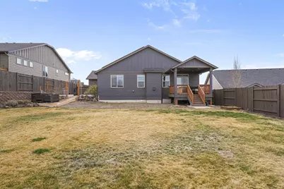 2428 SW 43rd Place, Redmond, OR 97756 - Photo 28