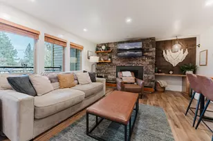 18575 SW Century Dr, Bend, OR 97702 - Photo 2