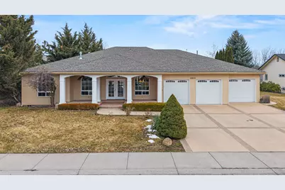2835 Front Street, Klamath Falls, OR 97601 - Photo 1