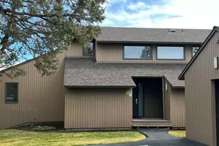 2310 Snowgoose Dr, Redmond, OR 97756 - Photo 2