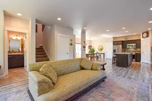 60956 Miles Ct, Bend, OR 97702 - Photo 14