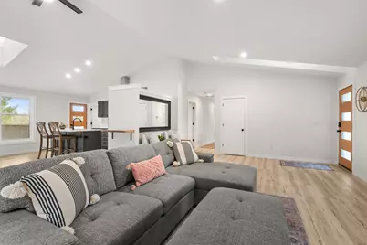 170 Pine Ridge Drive, Grants Pass, OR 97527 - Photo 6