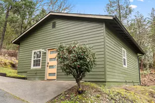 170 Pine Ridge Dr, Grants Pass, OR 97527 - Photo 32