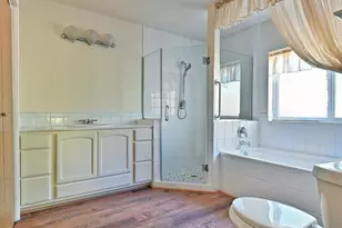 1193 Greenview Dr, Cave Junction, OR 97523 - Photo 18