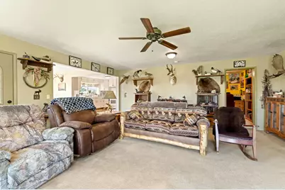 10403 Matney Way, Klamath Falls, OR 97603 - Photo 32