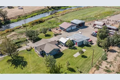 10403 Matney Way, Klamath Falls, OR 97603 - Photo 4