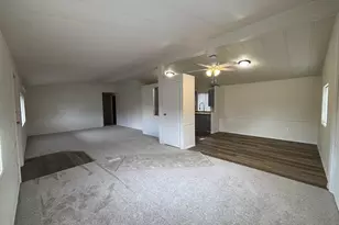 720 Hedy Jayne, Medford, OR 97501 - Photo 18