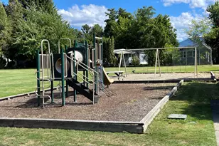 720 Hedy Jayne, Medford, OR 97501 - Photo 28