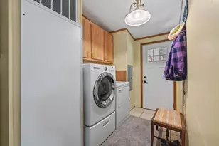 17550 S Poe Valley Rd, Klamath Falls, OR 97603 - Photo 34