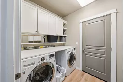 63264 NW Rossby Street, Bend, OR 97703 - Photo 10