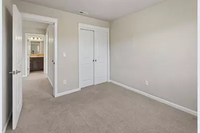 61115 Ambassador Drive, Bend, OR 97702 - Photo 24
