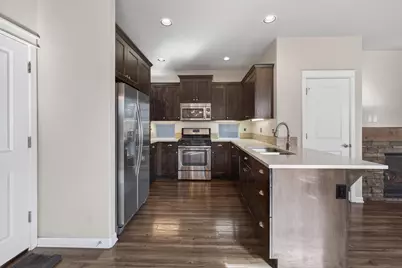 61115 Ambassador Drive, Bend, OR 97702 - Photo 10