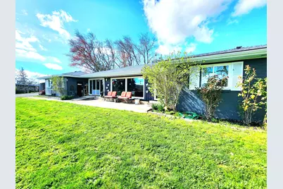 120 Hammel Road, Eagle Point, OR 97524 - Photo 2