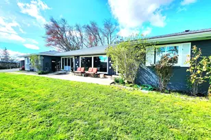 120 Hammel Rd, Eagle Point, OR 97524 - Photo 2