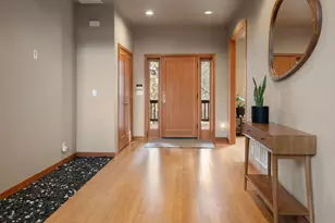 800 NW Archie Briggs Rd, Bend, OR 97703 - Photo 4