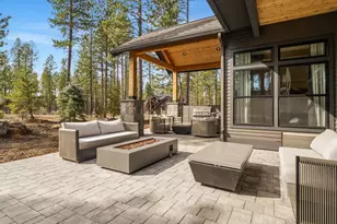 56350 Mirror Rock Loop, Bend, OR 97707 - Photo 2