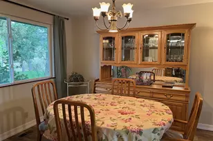 1284 Jaynes Dr, Grants Pass, OR 97527 - Photo 8