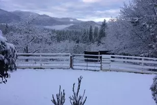 1284 Jaynes Dr, Grants Pass, OR 97527 - Photo 4