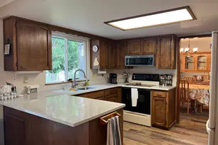 1284 Jaynes Dr, Grants Pass, OR 97527 - Photo 6