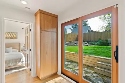 104 NW Congress Street, Bend, OR 97703 - Photo 12