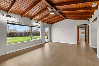 140 N 8th Street, Central Point, OR 97502 - Photo 10