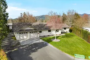 1422 Wineteer Ln, Grants Pass, OR 97527 - Photo 50