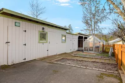 1422 Wineteer Lane, Grants Pass, OR 97527 - Photo 34