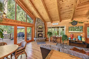 16547 Meadows Rd, White City, OR 97503 - Photo 4