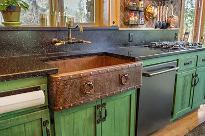 16547 Meadows Road, White City, OR 97503 - Photo 10