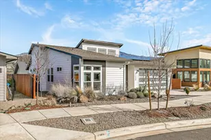 1259 Hagen Wy, Ashland, OR 97520 - Photo 2