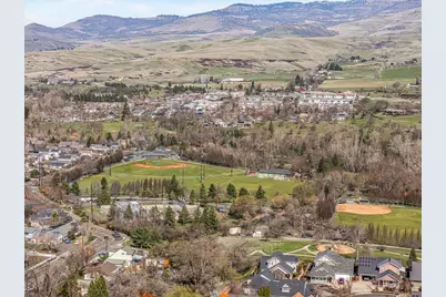 1259 Hagen Way, Ashland, OR 97520 - Photo 68