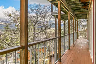 211 Glenview Dr, Ashland, OR 97520 - Photo 42
