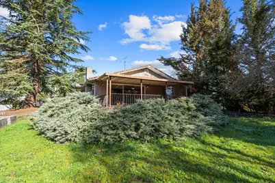 837 S Royal Avenue, Eagle Point, OR 97524 - Photo 20