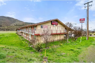 50 Lowe Road, Ashland, OR 97520 - Photo 4