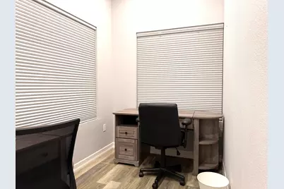 101 E Park Street, Grants Pass, OR 97527 - Photo 8