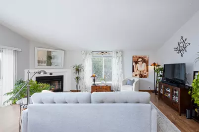 2552 NE Iris Way, Bend, OR 97701 - Photo 8