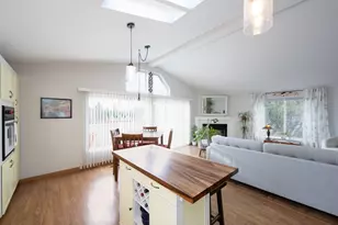 2552 NE Iris Way, Bend, OR 97701 - Photo 16