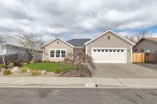 1868 SW Abilene Way, Grants Pass, OR 97526 - Photo 1