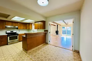 6276 Bryant Ave, Klamath Falls, OR 97603 - Photo 16