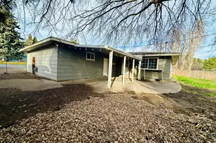 6276 Bryant Ave, Klamath Falls, OR 97603 - Photo 6