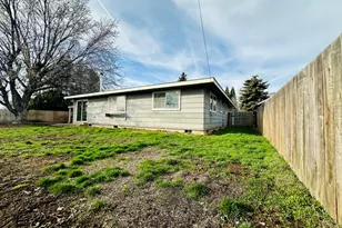 6276 Bryant Ave, Klamath Falls, OR 97603 - Photo 8