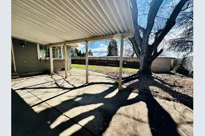 6276 Bryant Avenue, Klamath Falls, OR 97603 - Photo 40