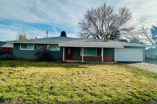 6276 Bryant Ave, Klamath Falls, OR 97603 - Photo 1