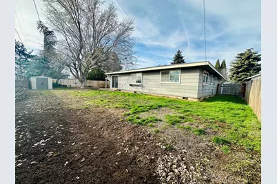 6276 Bryant Avenue, Klamath Falls, OR 97603 - Photo 10