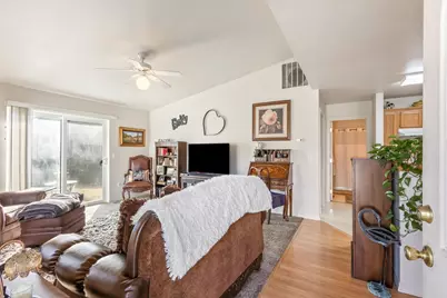 460 NW 21st Street, Redmond, OR 97756 - Photo 4