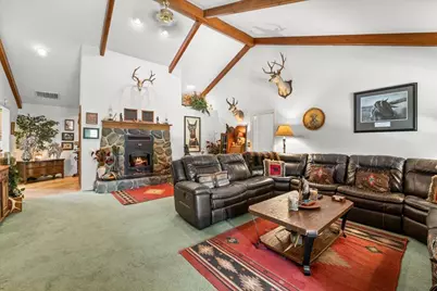 122 Carlos Avenue, Rogue River, OR 97537 - Photo 6