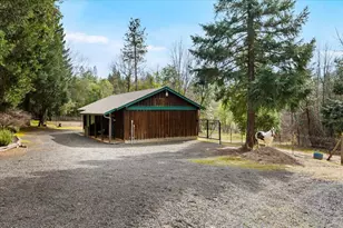 122 Carlos Ave, Rogue River, OR 97537 - Photo 22