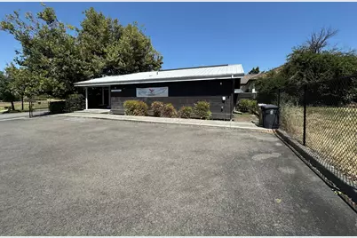 124 NW Midland Avenue #M, Grants Pass, OR 97526 - Photo 22